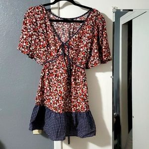 Tie back Floral tunic